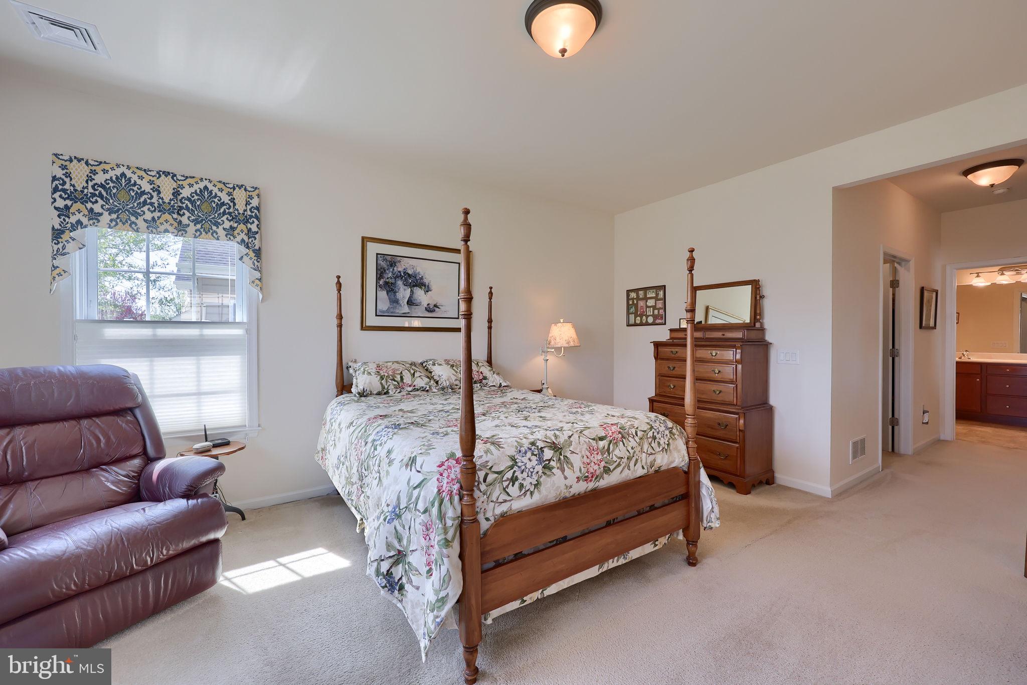 FOUR SEASONS AT ELM TREE - Residential