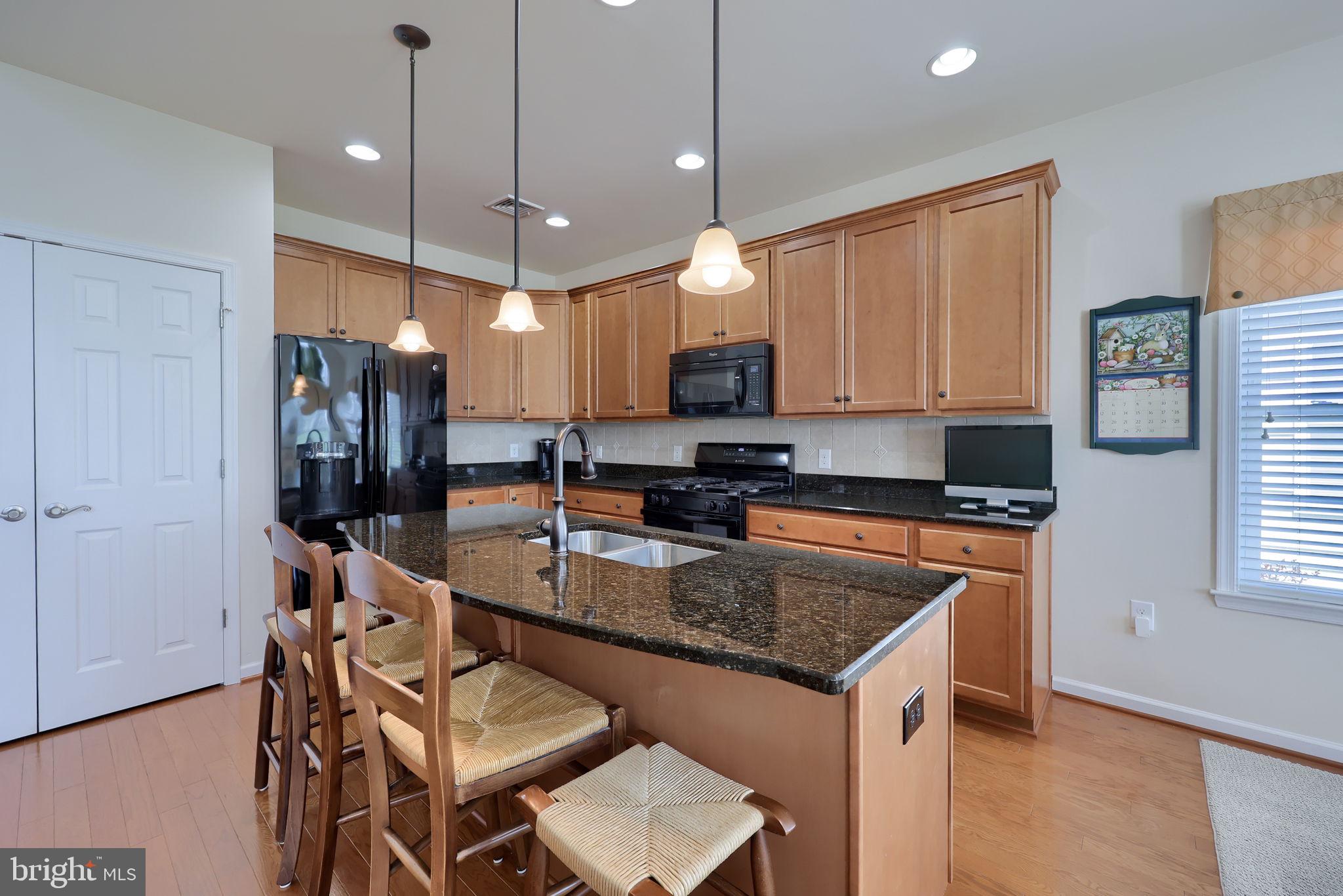 FOUR SEASONS AT ELM TREE - Residential