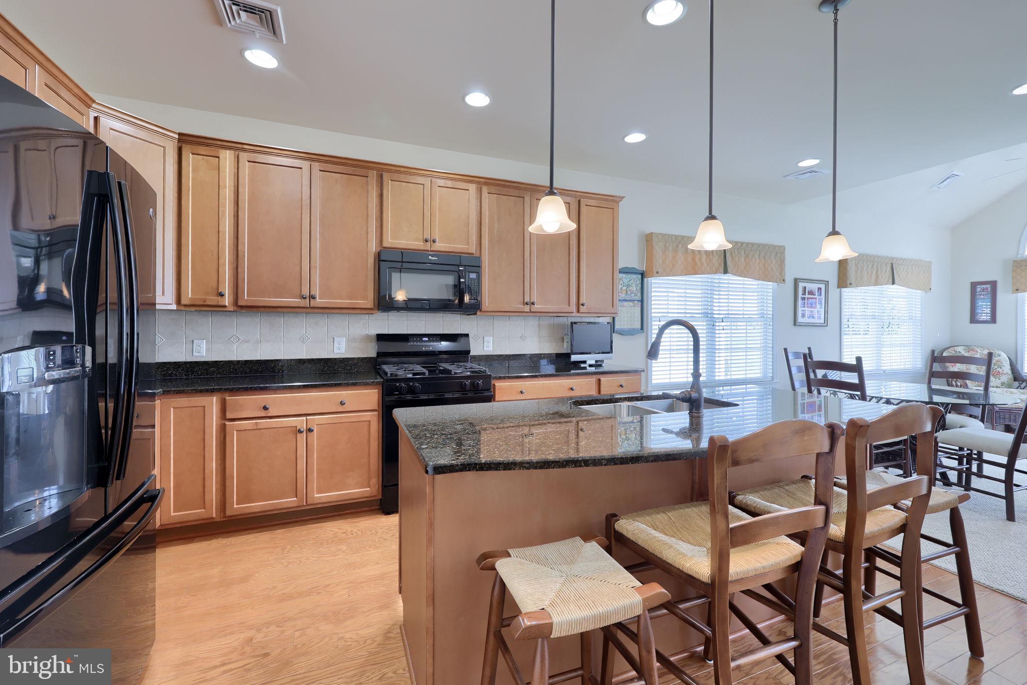 FOUR SEASONS AT ELM TREE - Residential