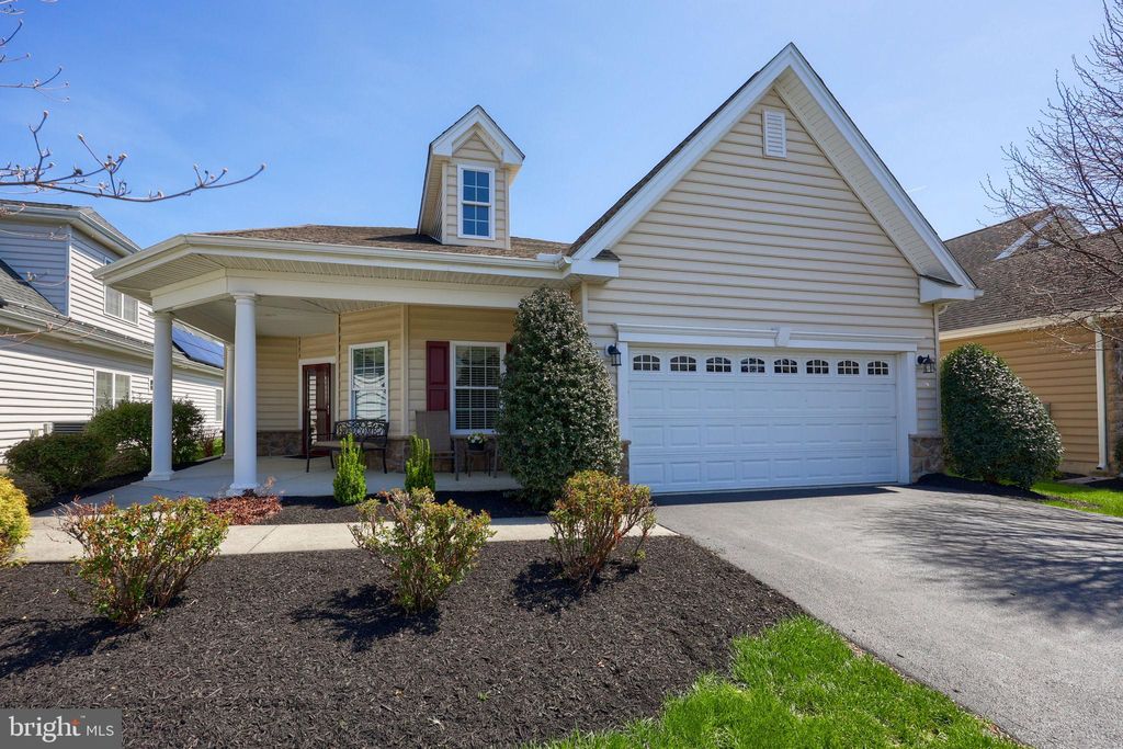 Photo of 1444 Emerson Drive, MOUNT JOY, PA 17552 (MLS # PALA2085966)