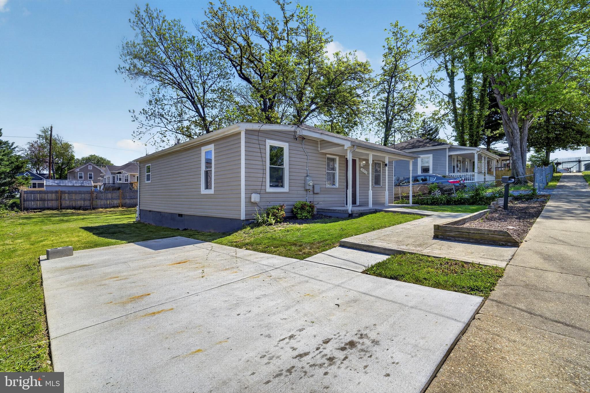 OAKMONT - Residential
