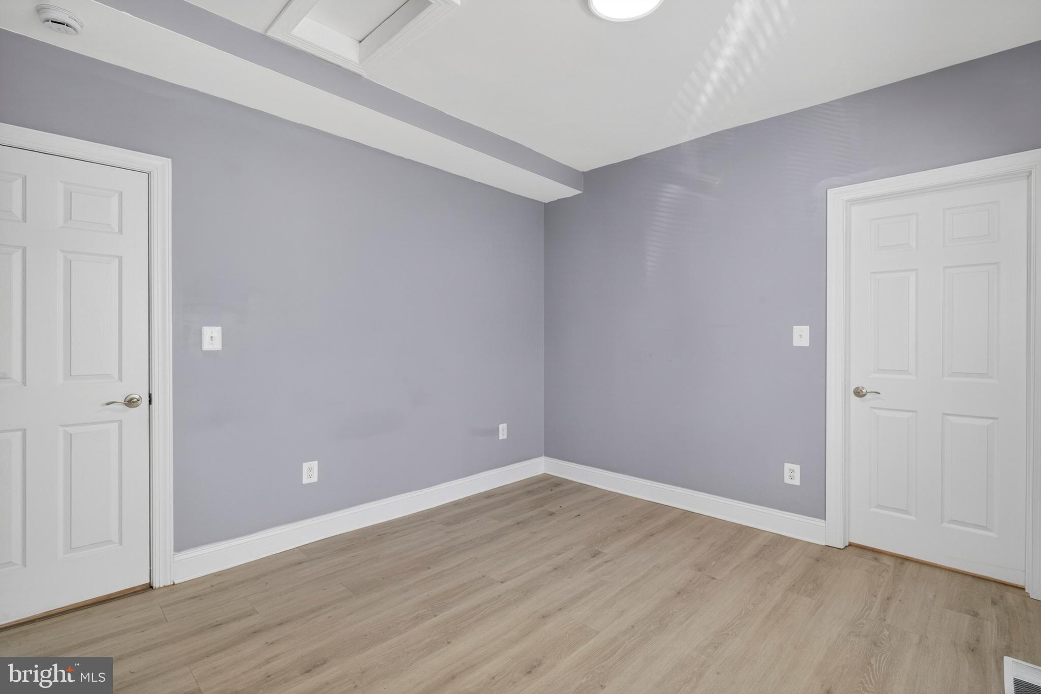 OAKMONT - Residential