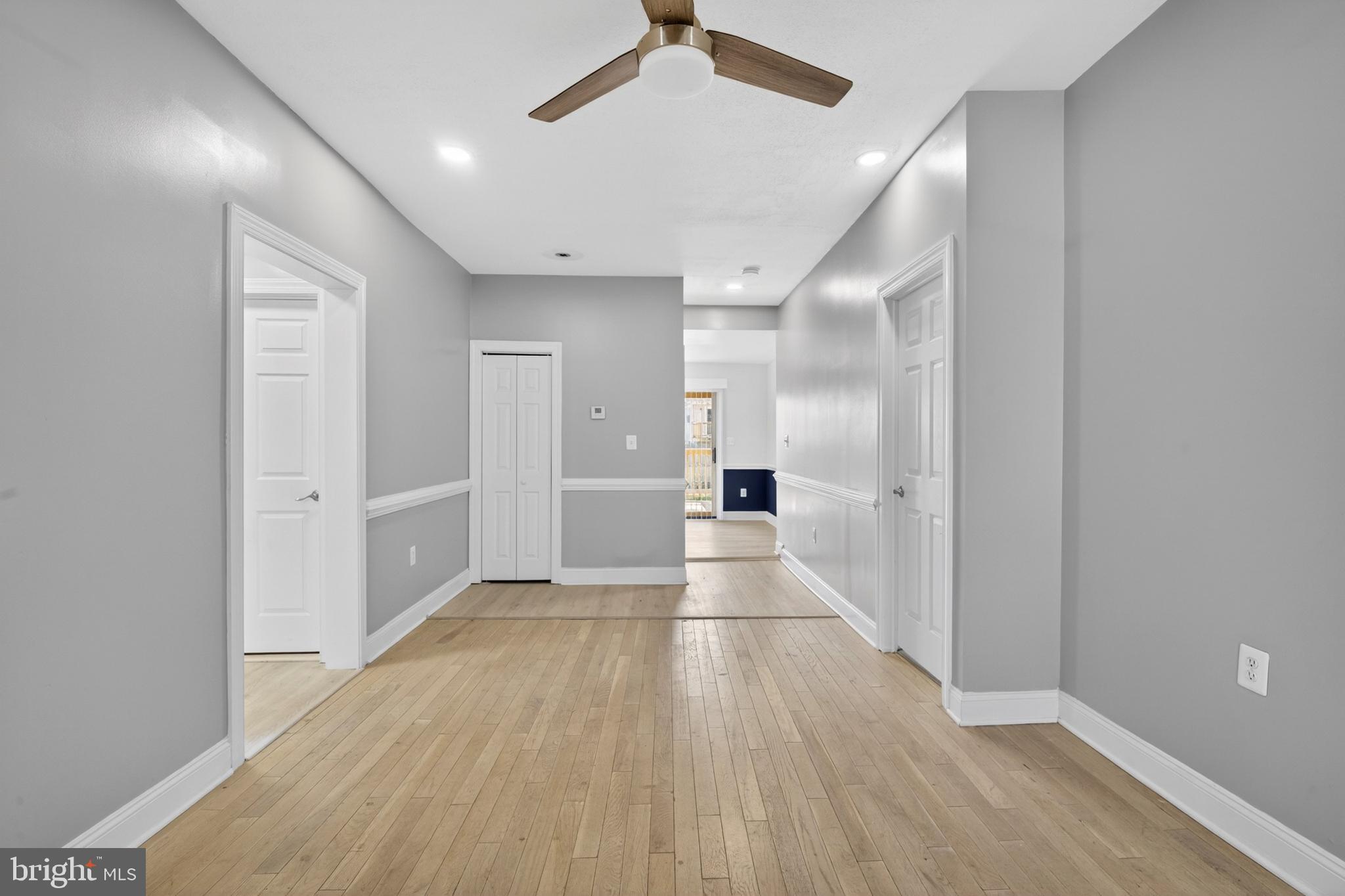 OAKMONT - Residential