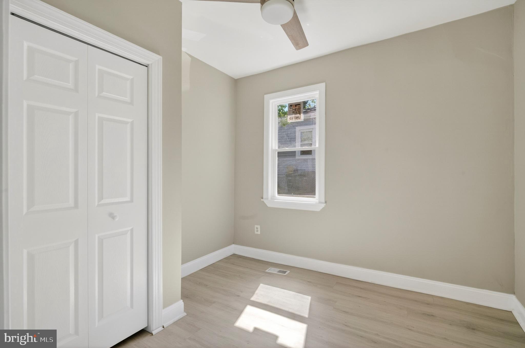 OAKMONT - Residential