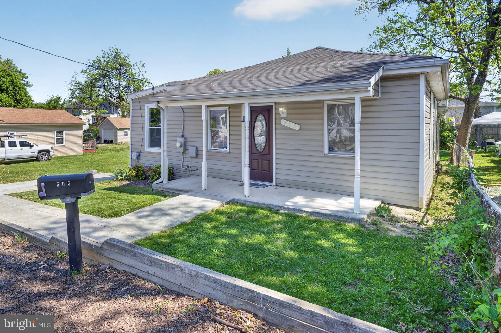 OAKMONT - Residential
