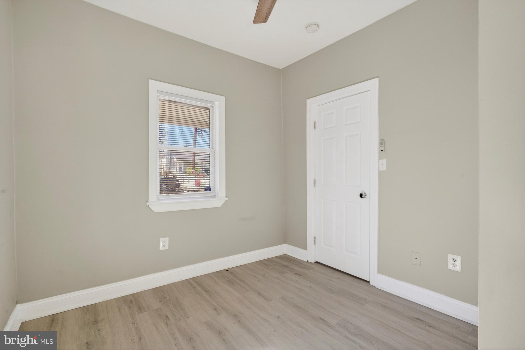 OAKMONT - Residential