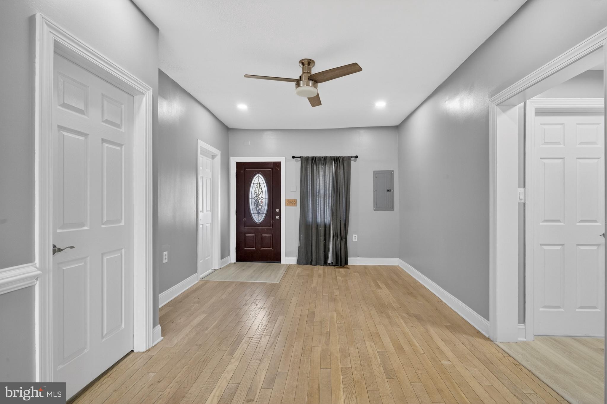 OAKMONT - Residential