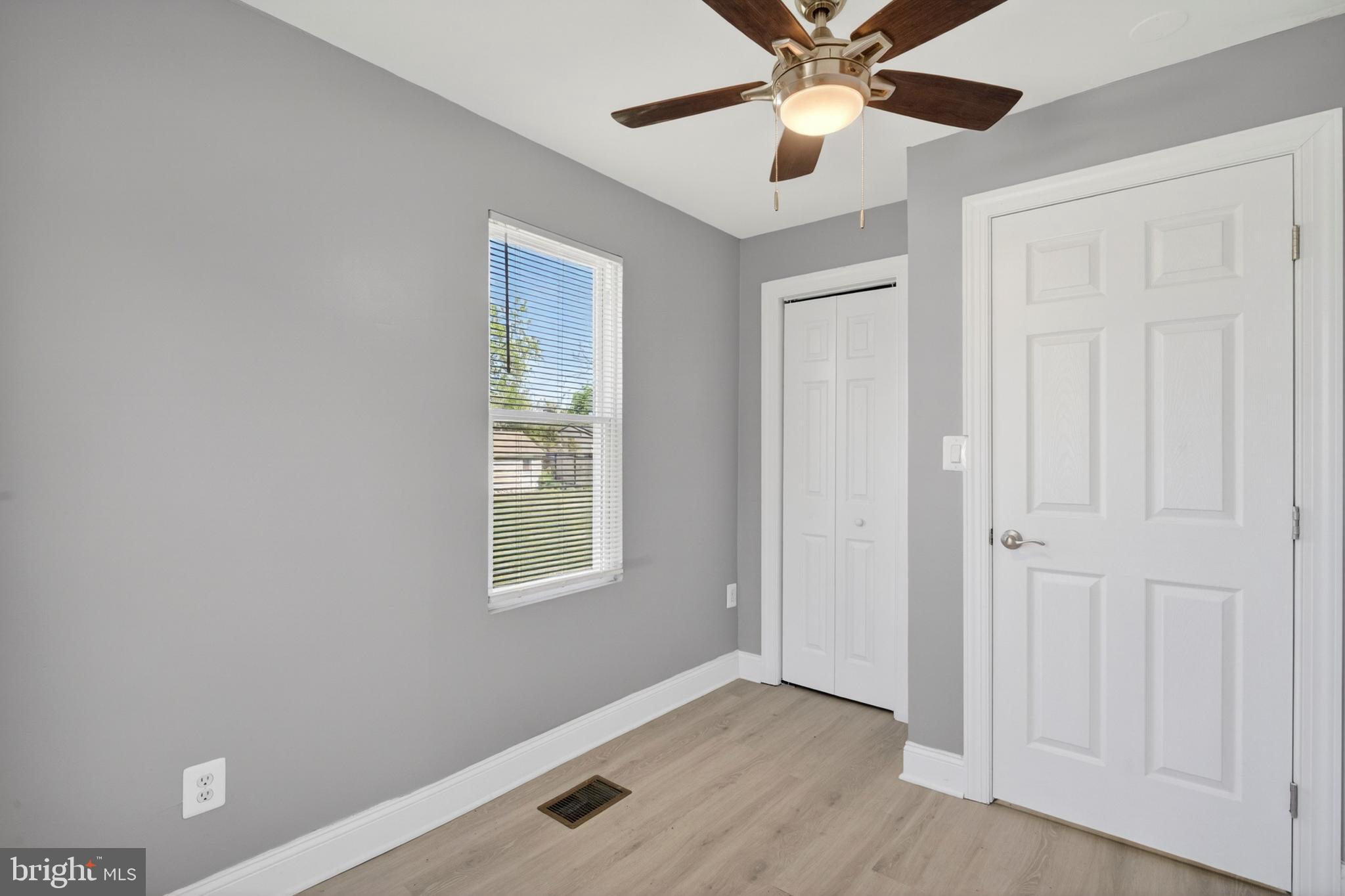 OAKMONT - Residential