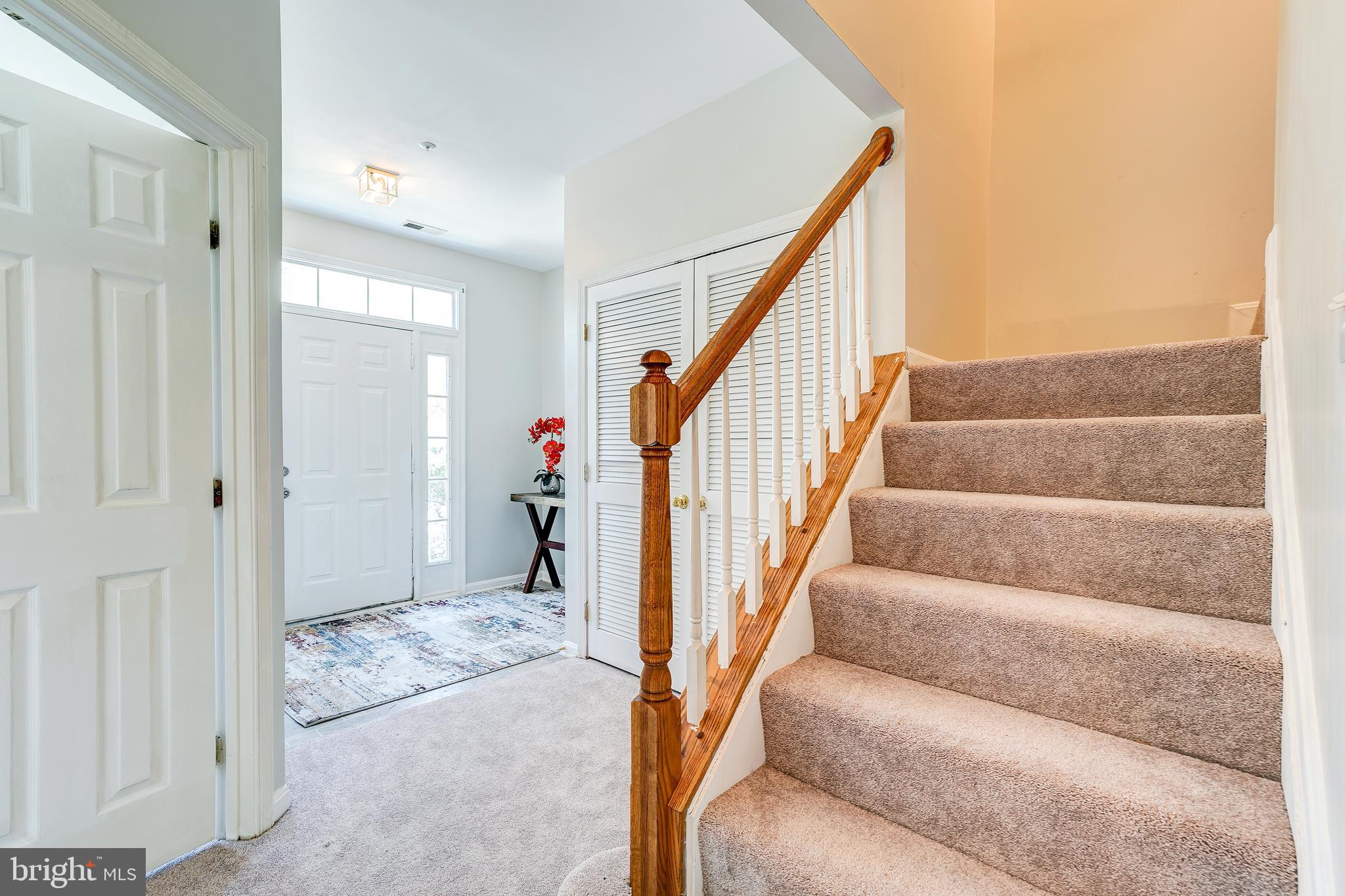 HILL OAKS CONDO PHASE 1- - Residential