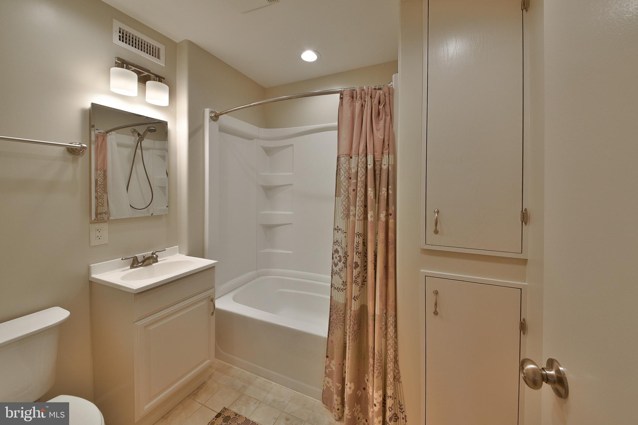 BLAIR MILL VIL EAS - Residential