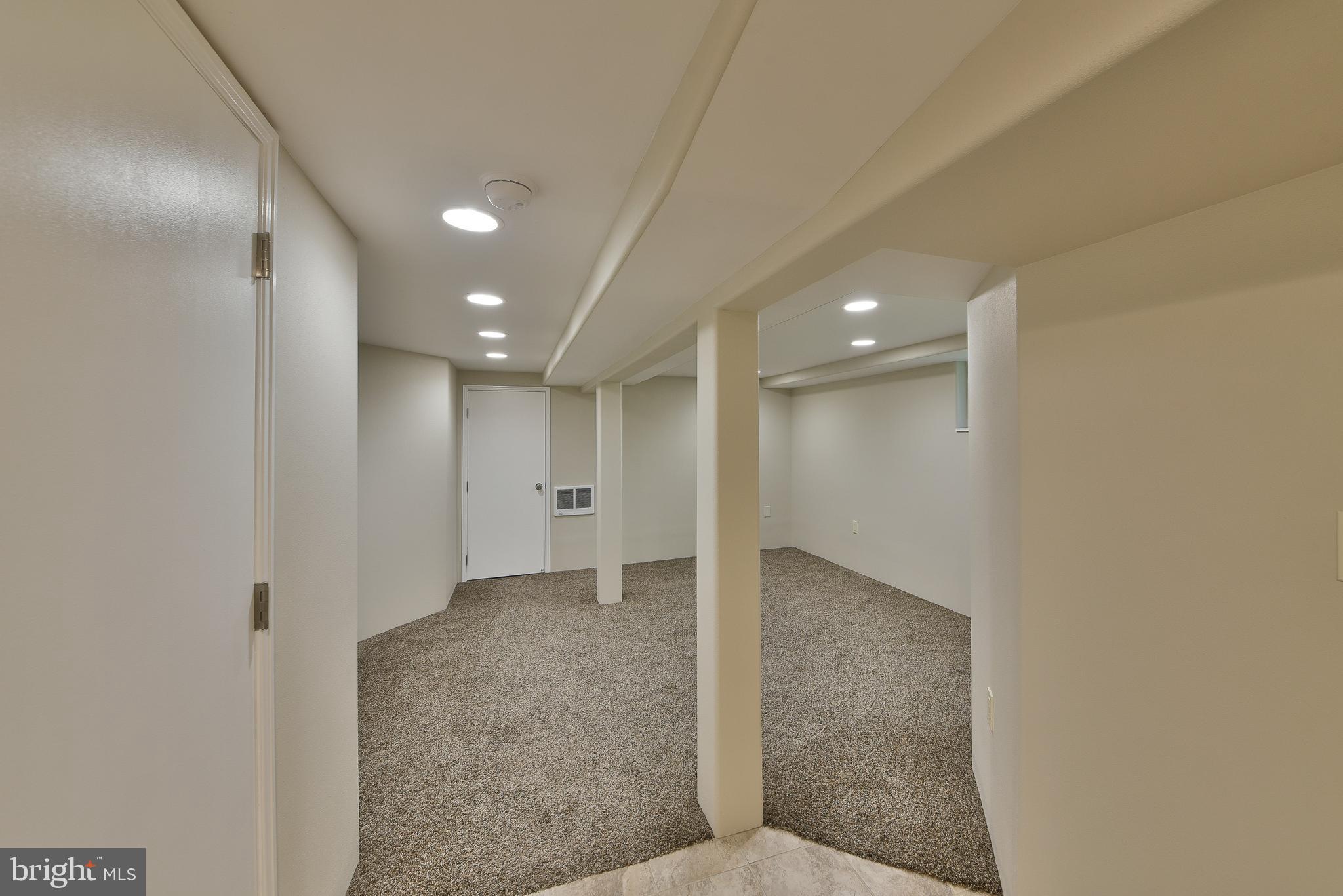 BLAIR MILL VIL EAS - Residential