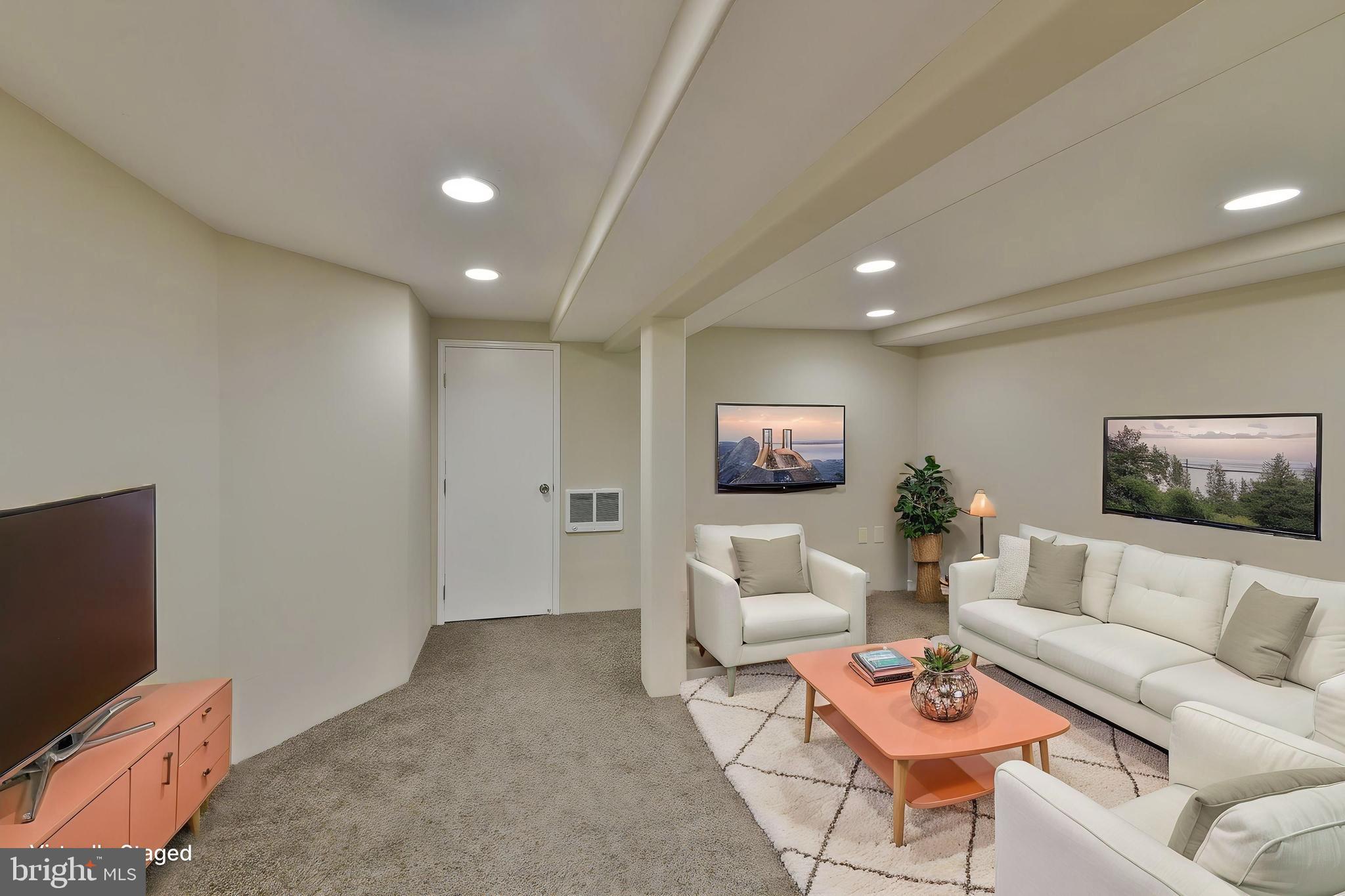 BLAIR MILL VIL EAS - Residential