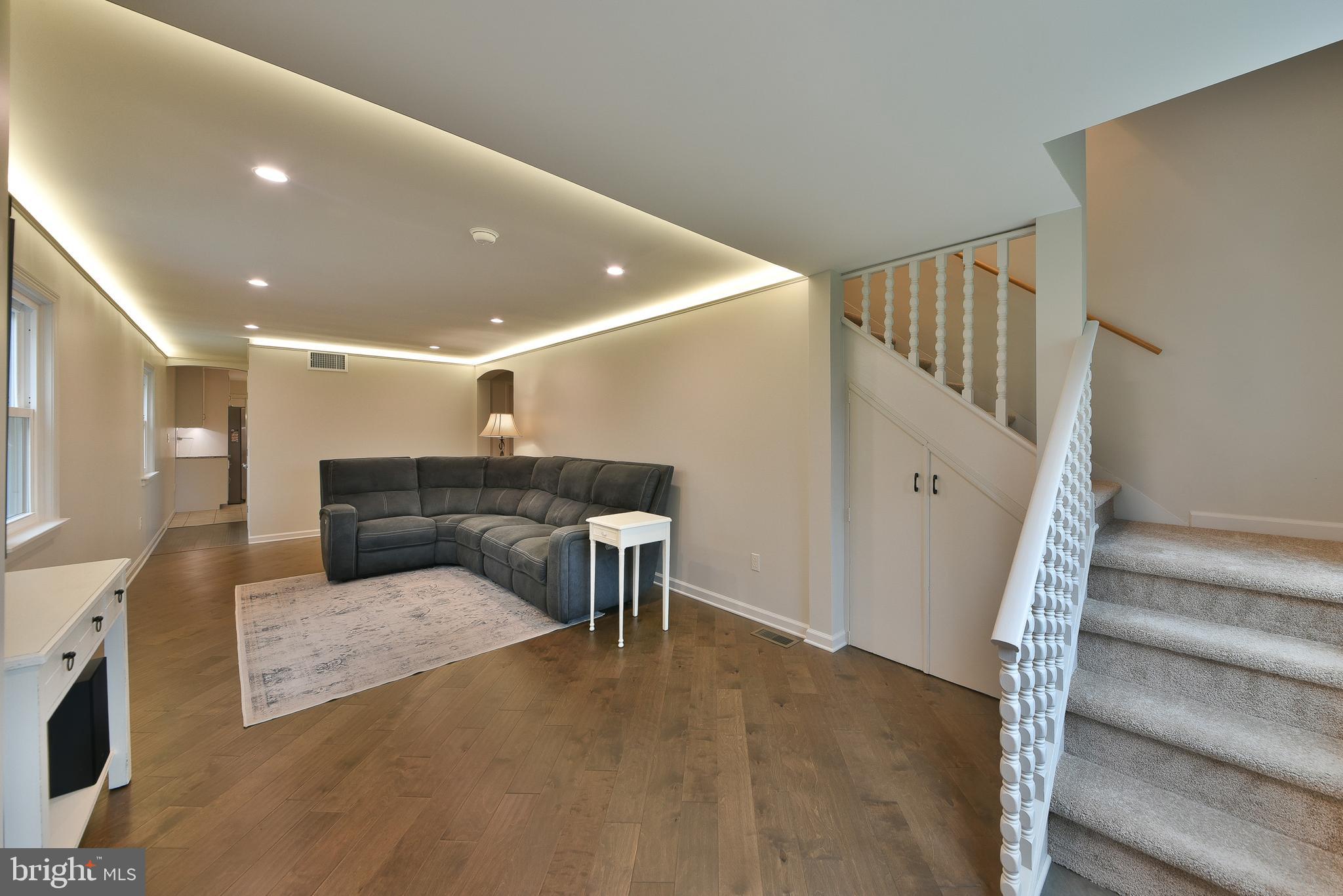 BLAIR MILL VIL EAS - Residential