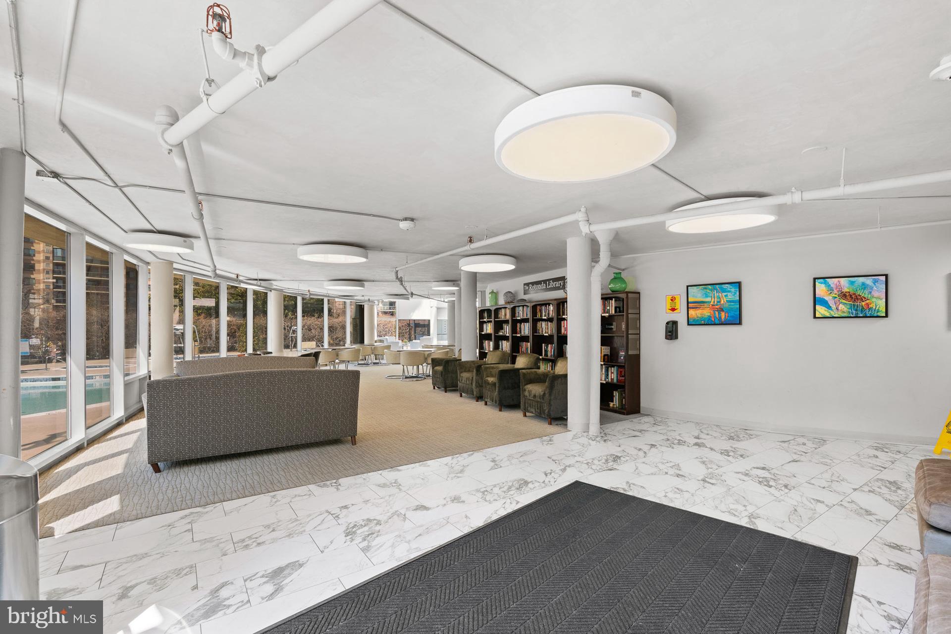 ROTONDA - Residential