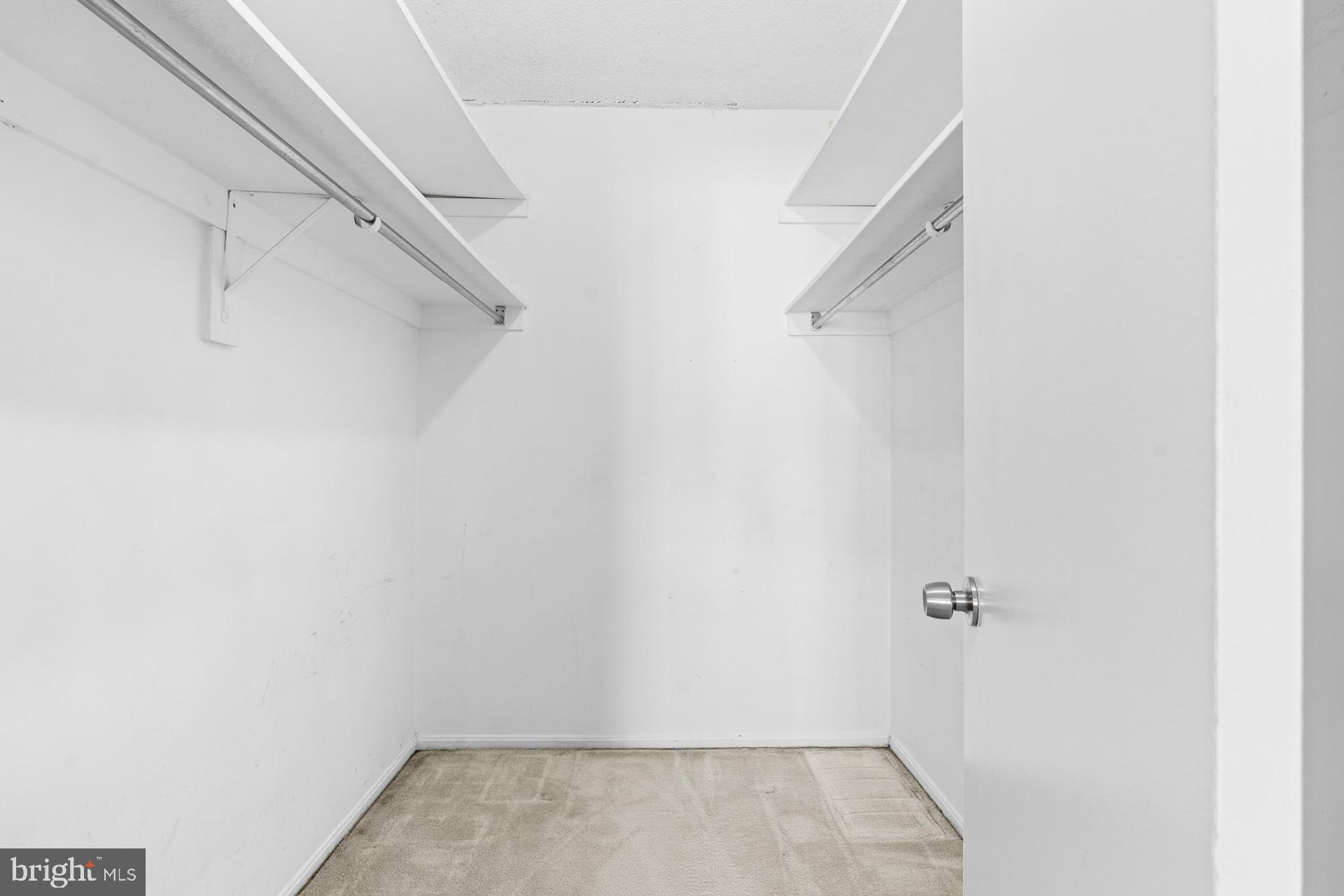 ROTONDA - Residential