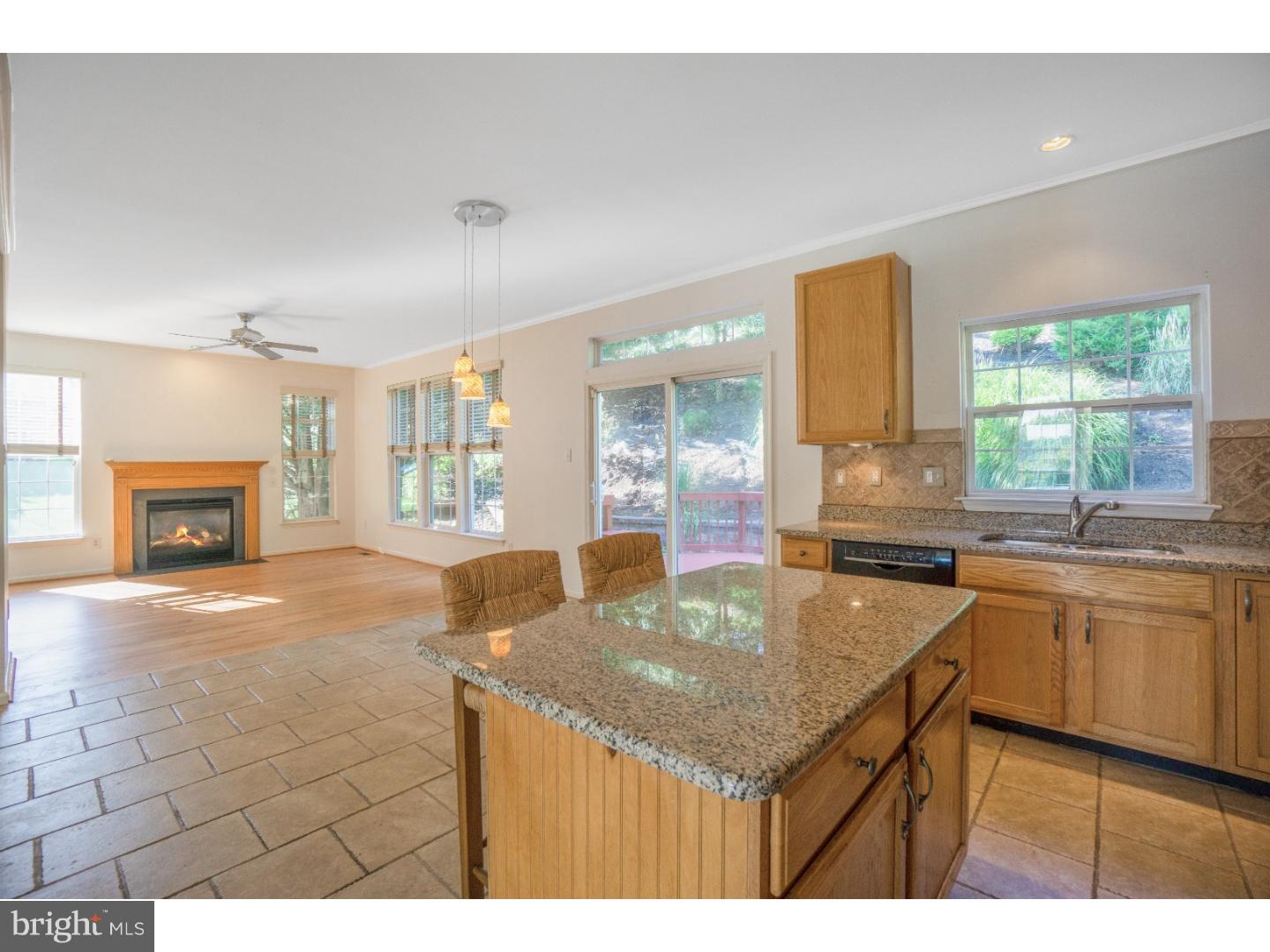 WILLIAMSBURG - Residential