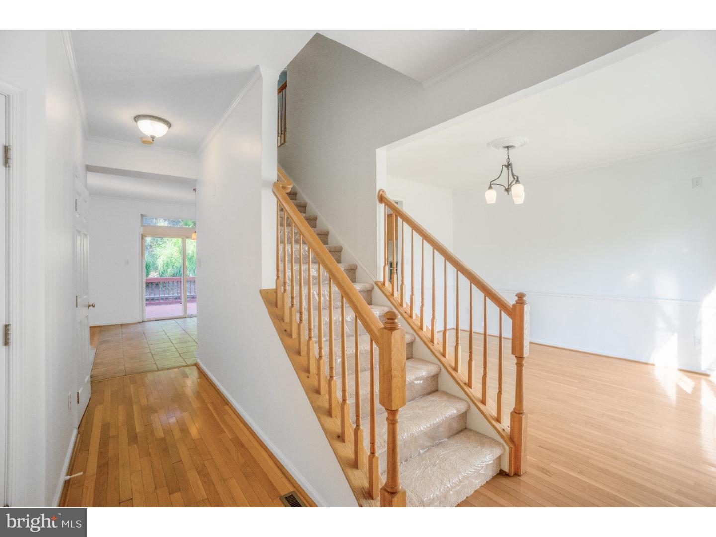 WILLIAMSBURG - Residential