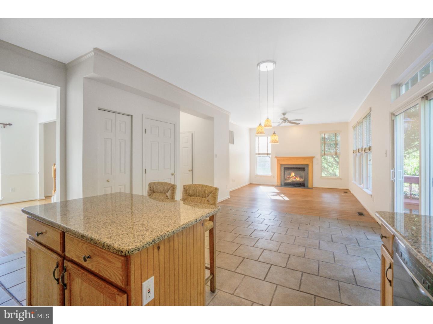 WILLIAMSBURG - Residential