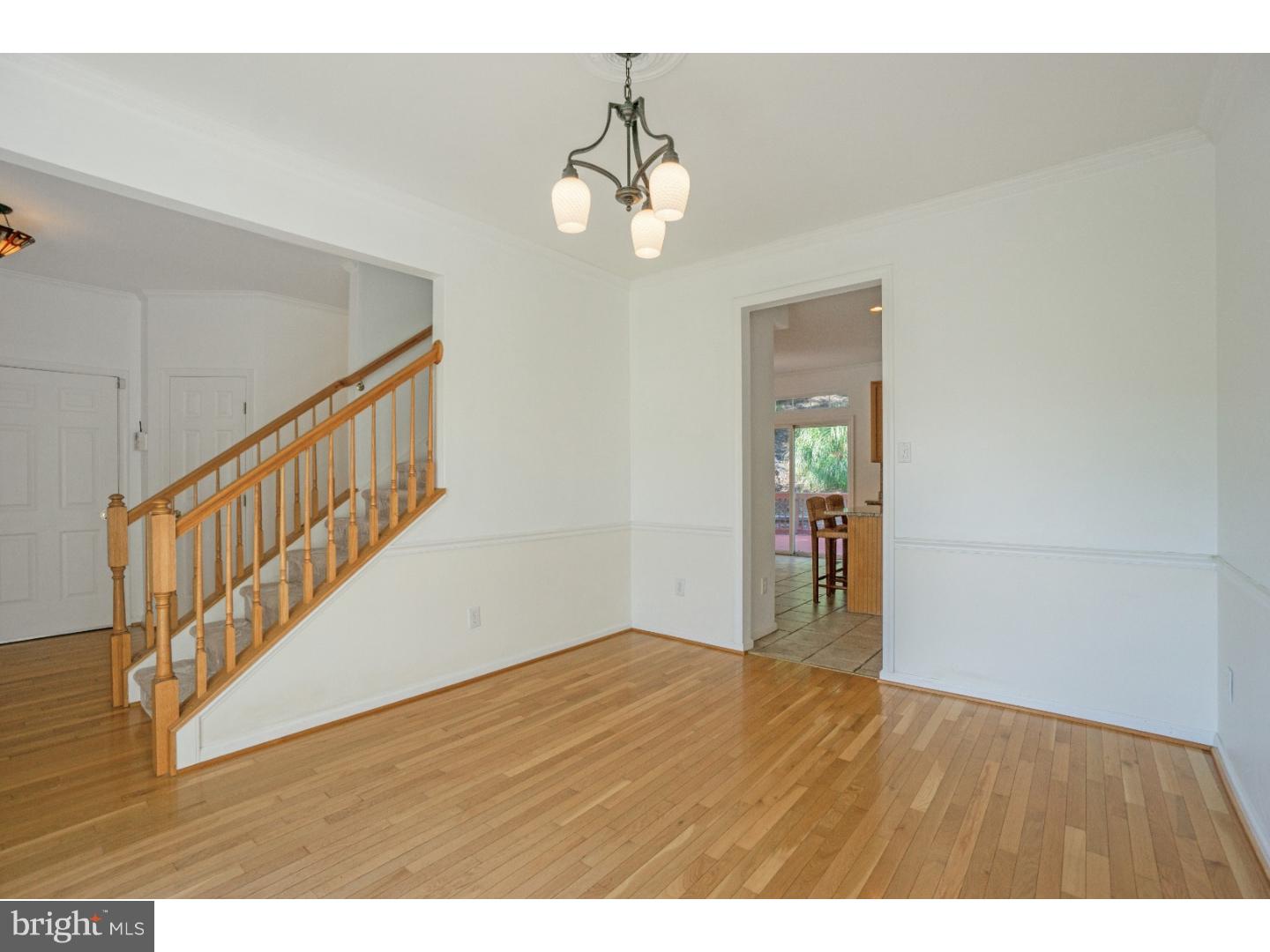 WILLIAMSBURG - Residential