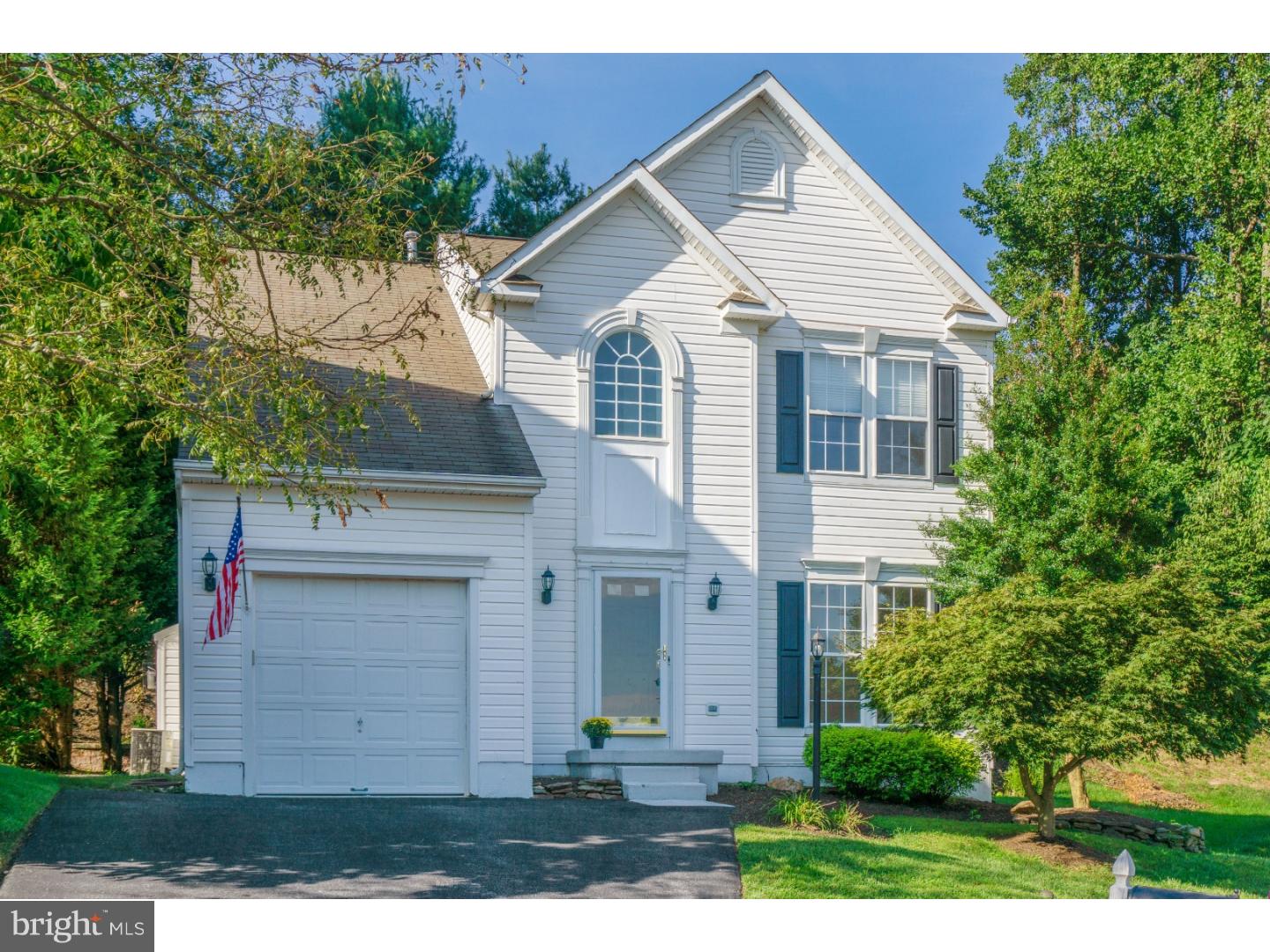 WILLIAMSBURG - Residential