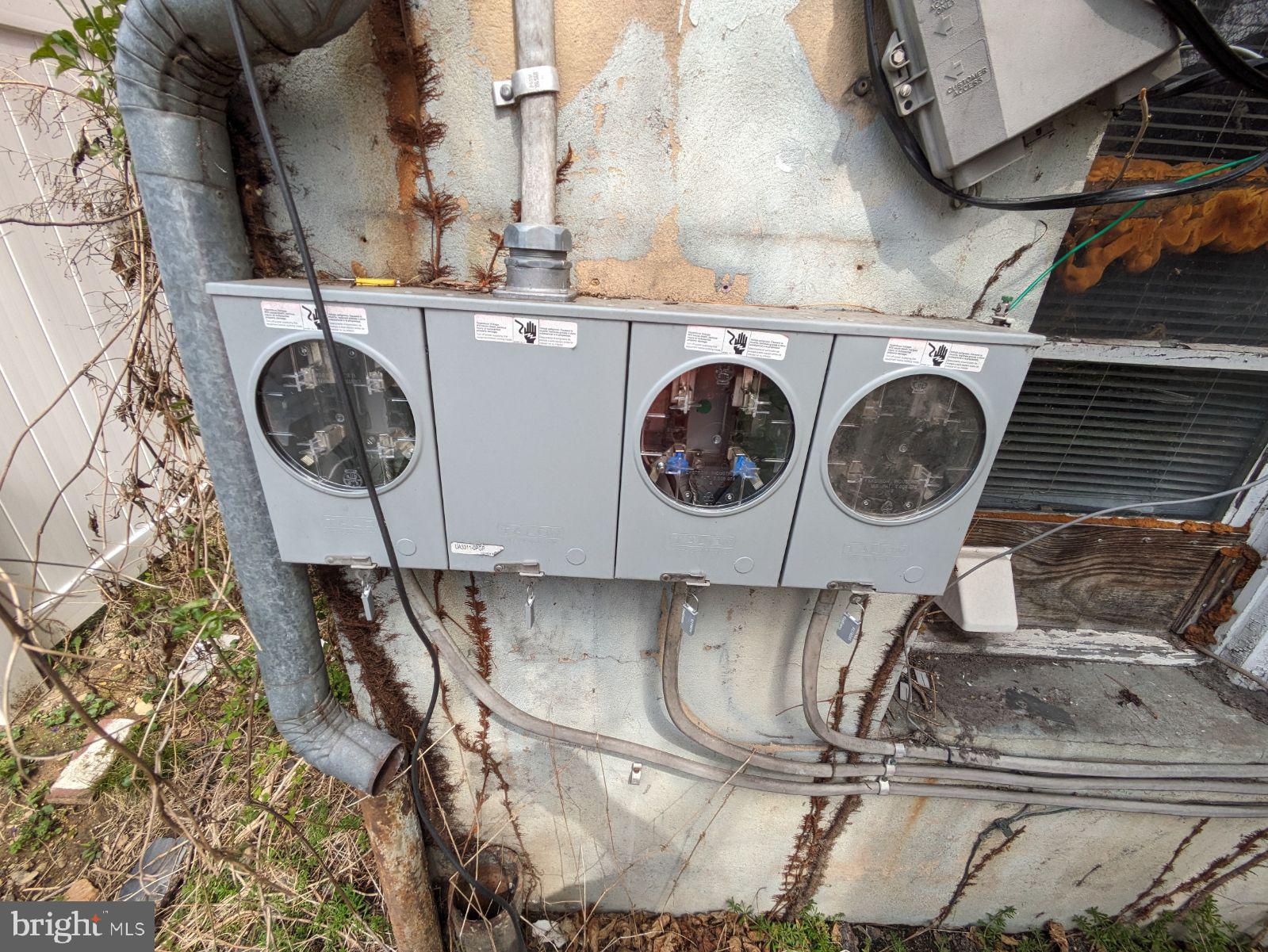 WEST SIDE - Residential Income