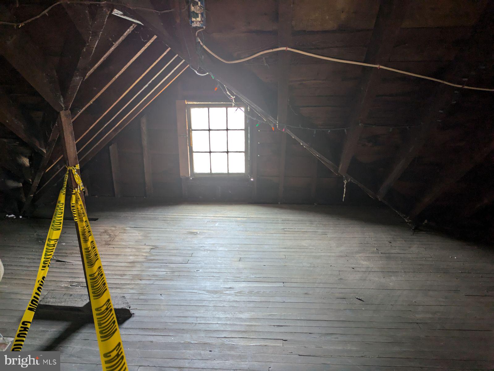 WEST SIDE - Residential Income