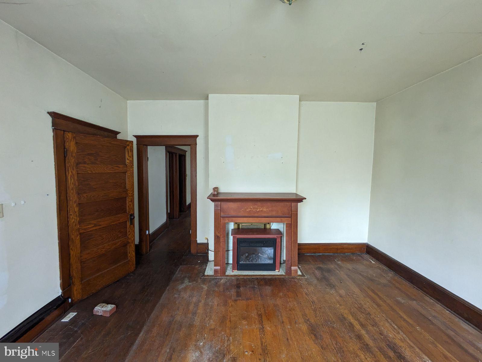 WEST SIDE - Residential Income