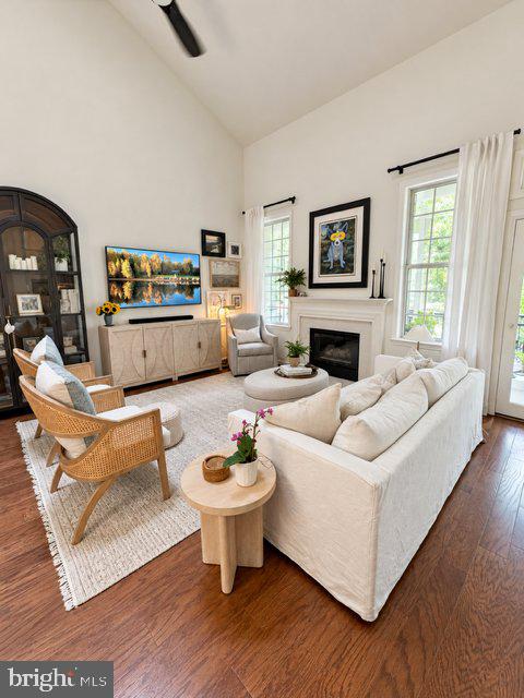 1367 GARDEN WALL CIRCLE 711
