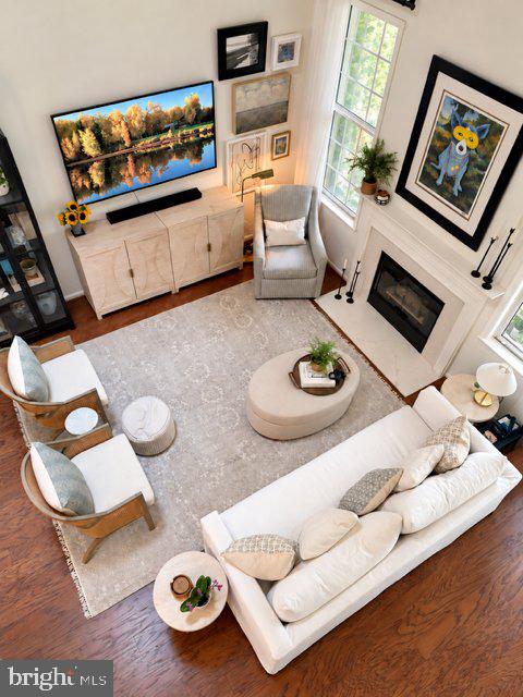 1367 GARDEN WALL CIRCLE 711