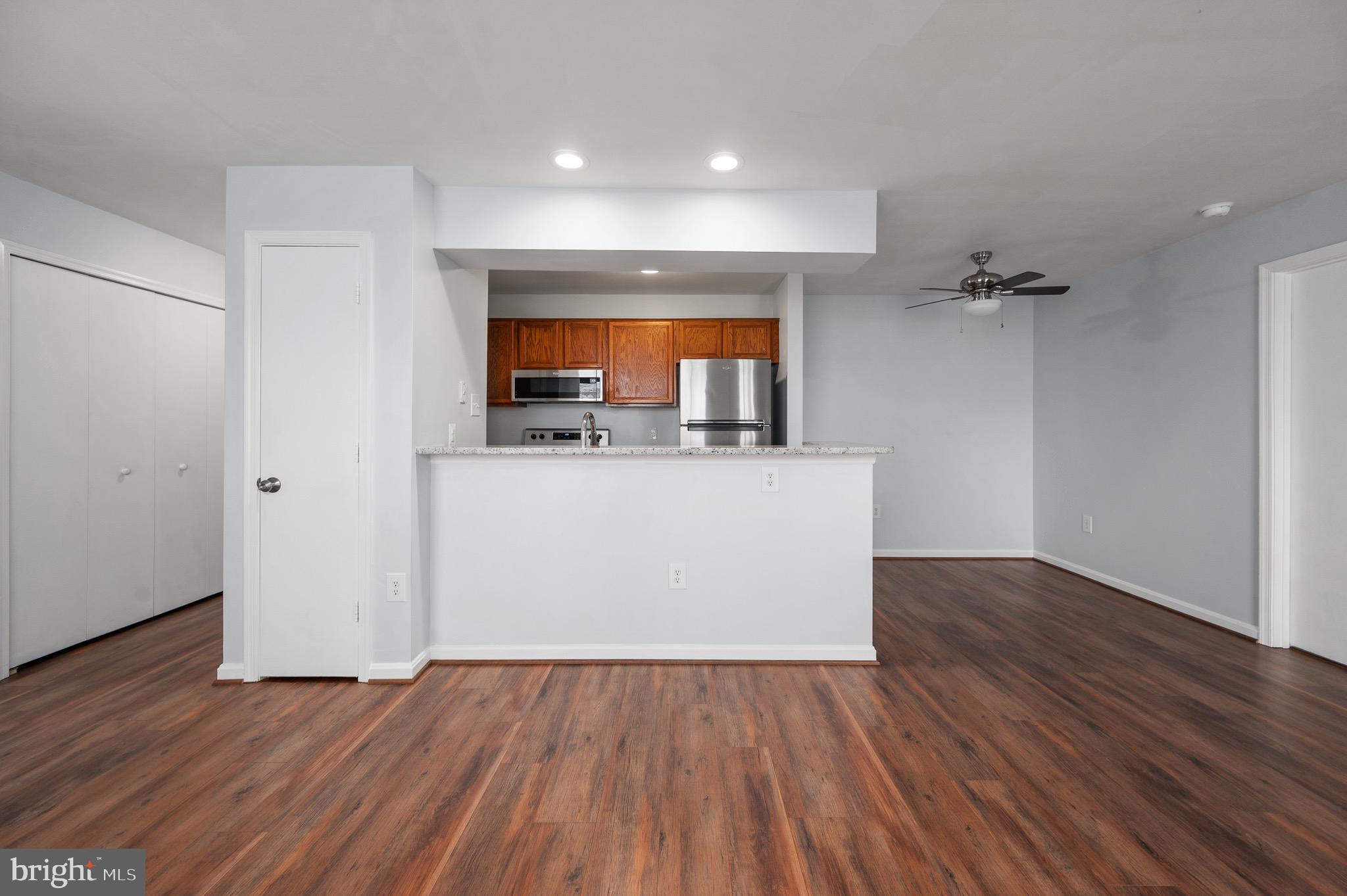 SUNNINGDALE MEADOWS - Residential Lease