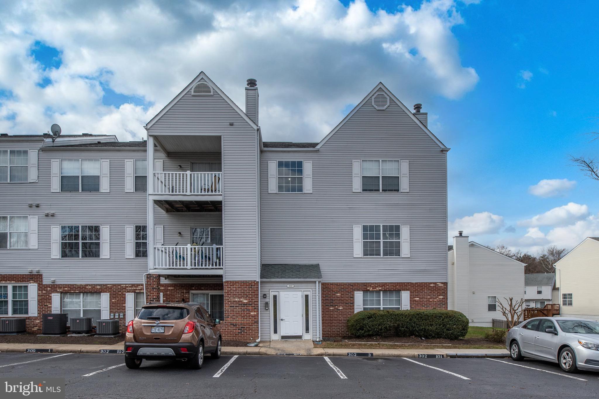 SUNNINGDALE MEADOWS - Residential Lease