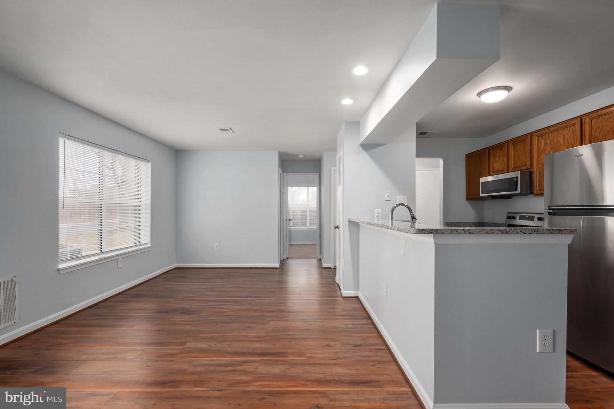 SUNNINGDALE MEADOWS - Residential Lease