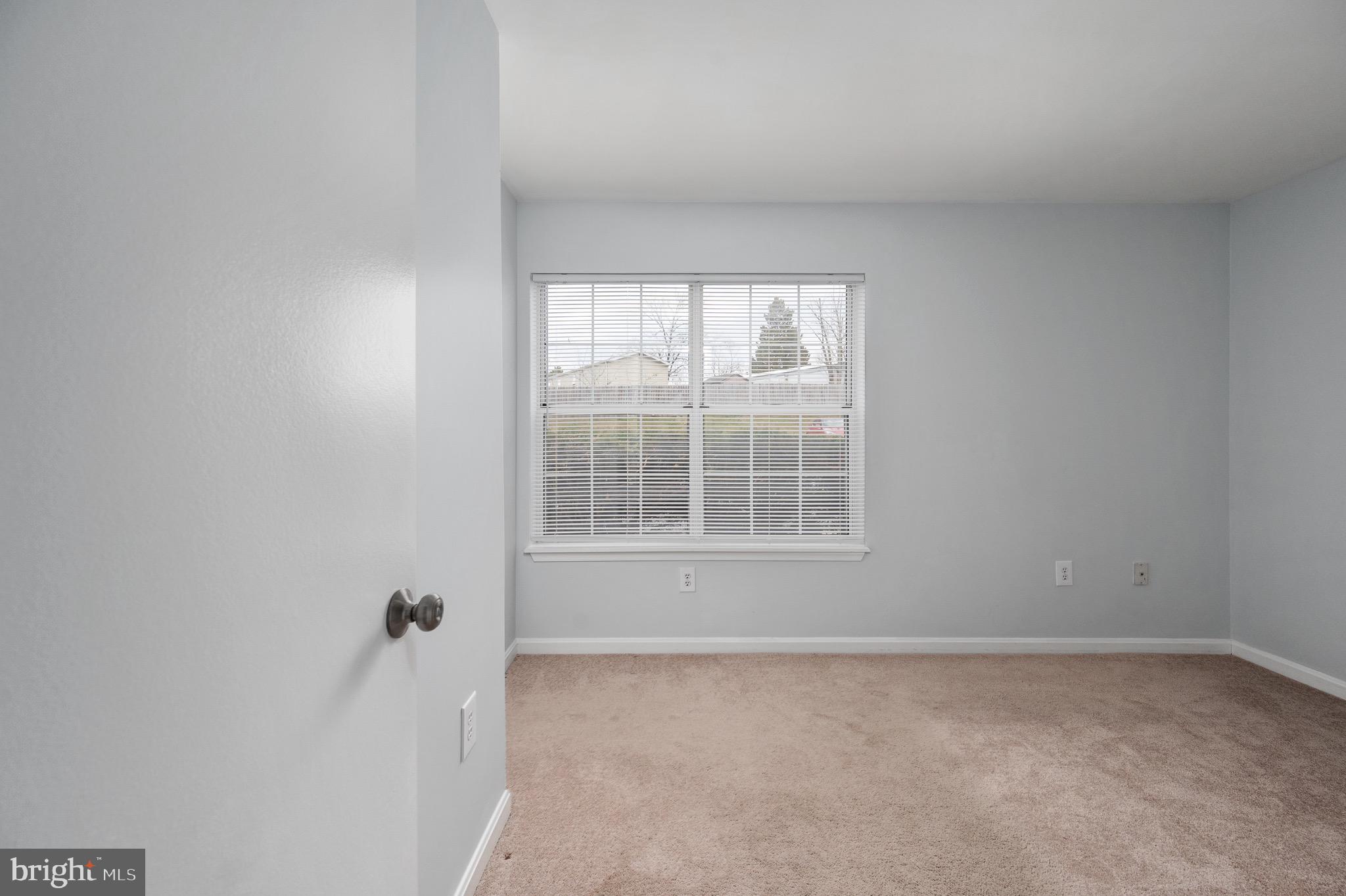 SUNNINGDALE MEADOWS - Residential Lease