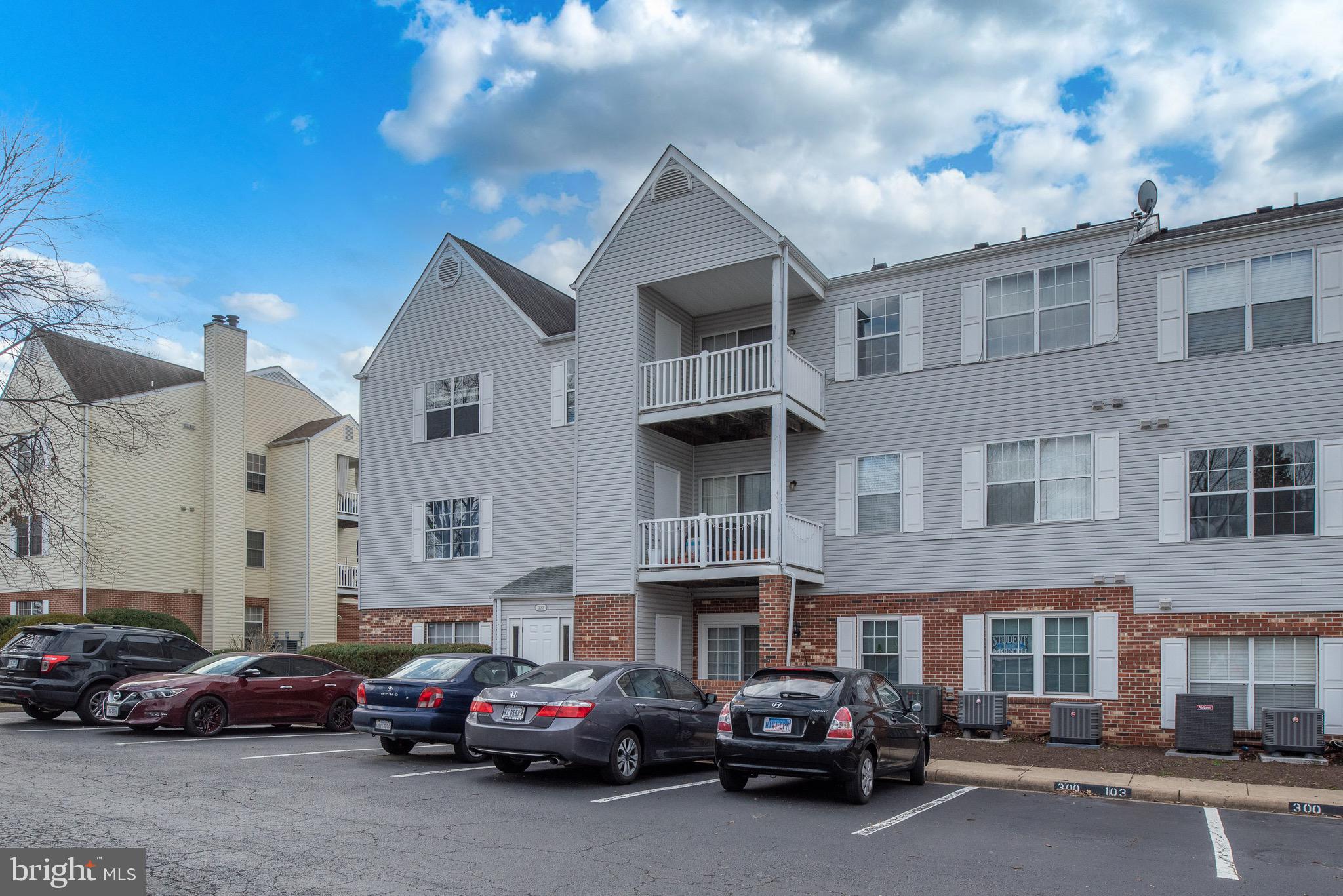 SUNNINGDALE MEADOWS - Residential Lease