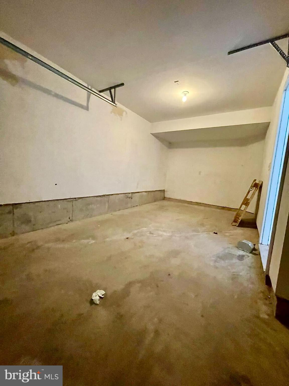 PLEASANT VIEW - Residential Lease