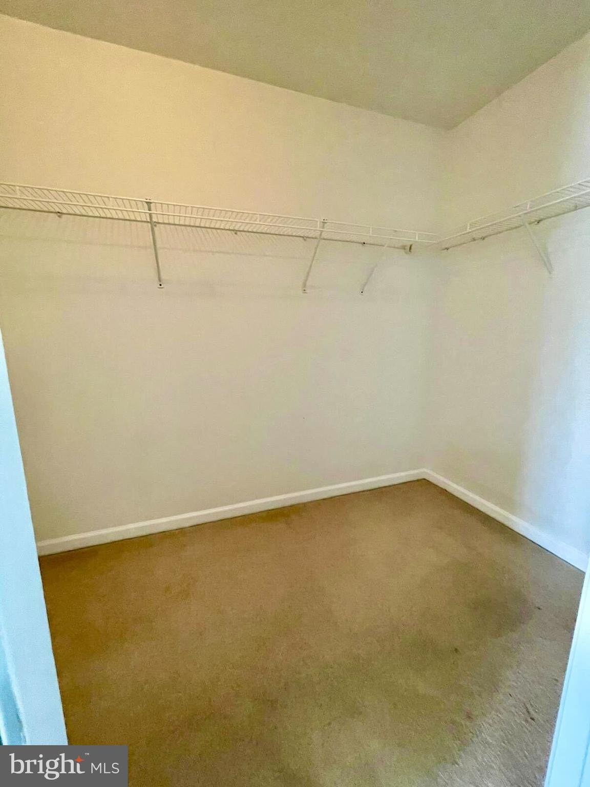 PLEASANT VIEW - Residential Lease