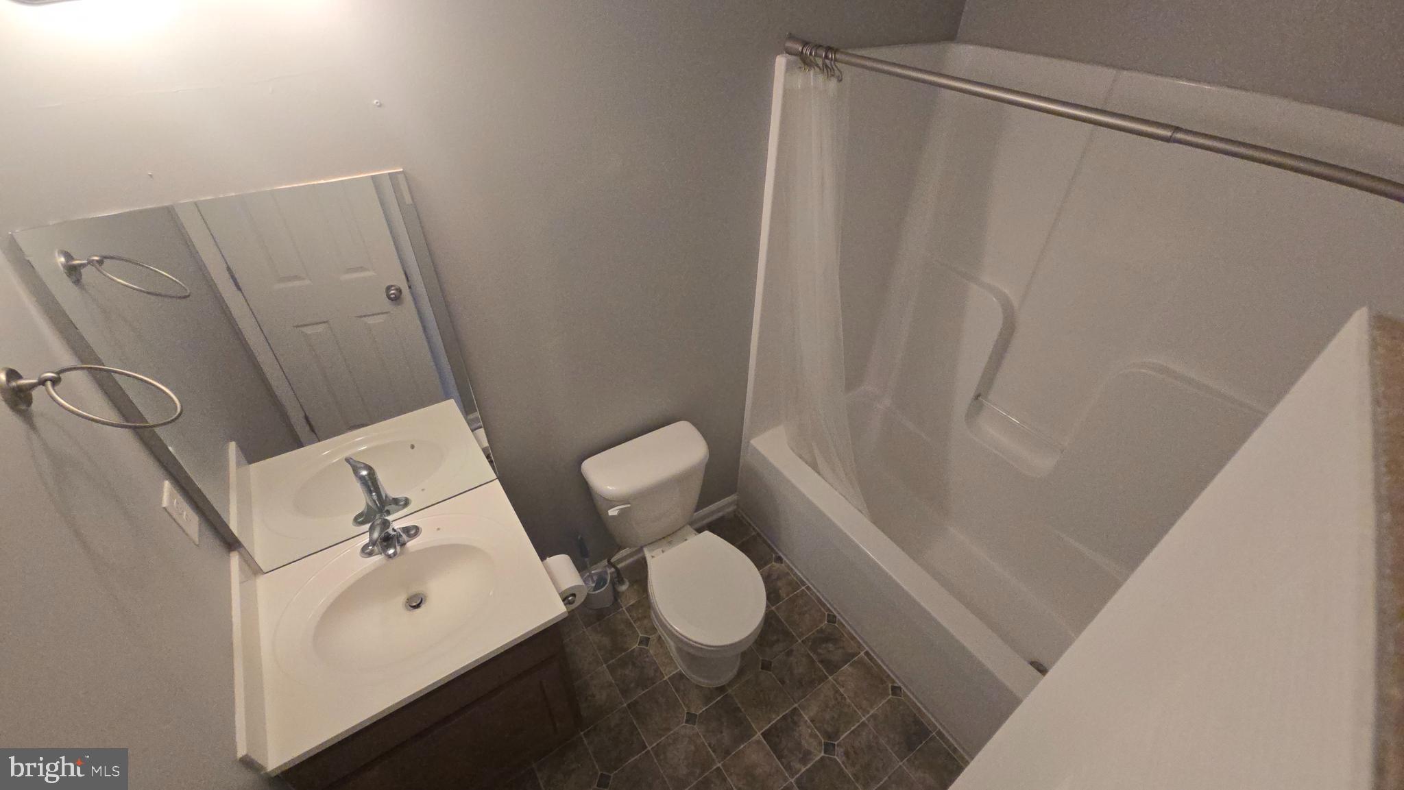 INWOOD VILLAGE - Residential