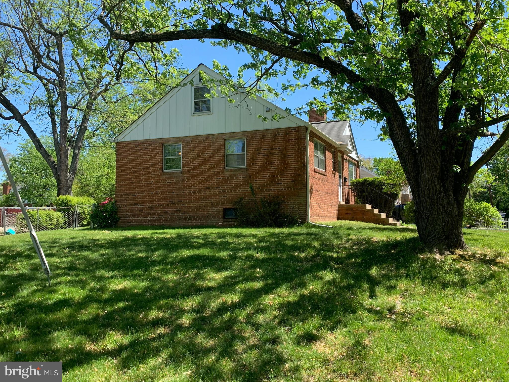 TEMPLE HILLS - Residential