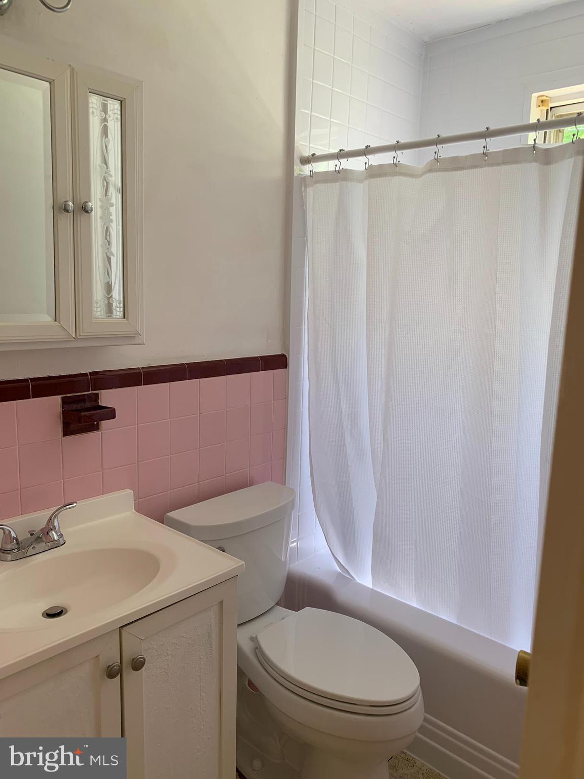 TEMPLE HILLS - Residential