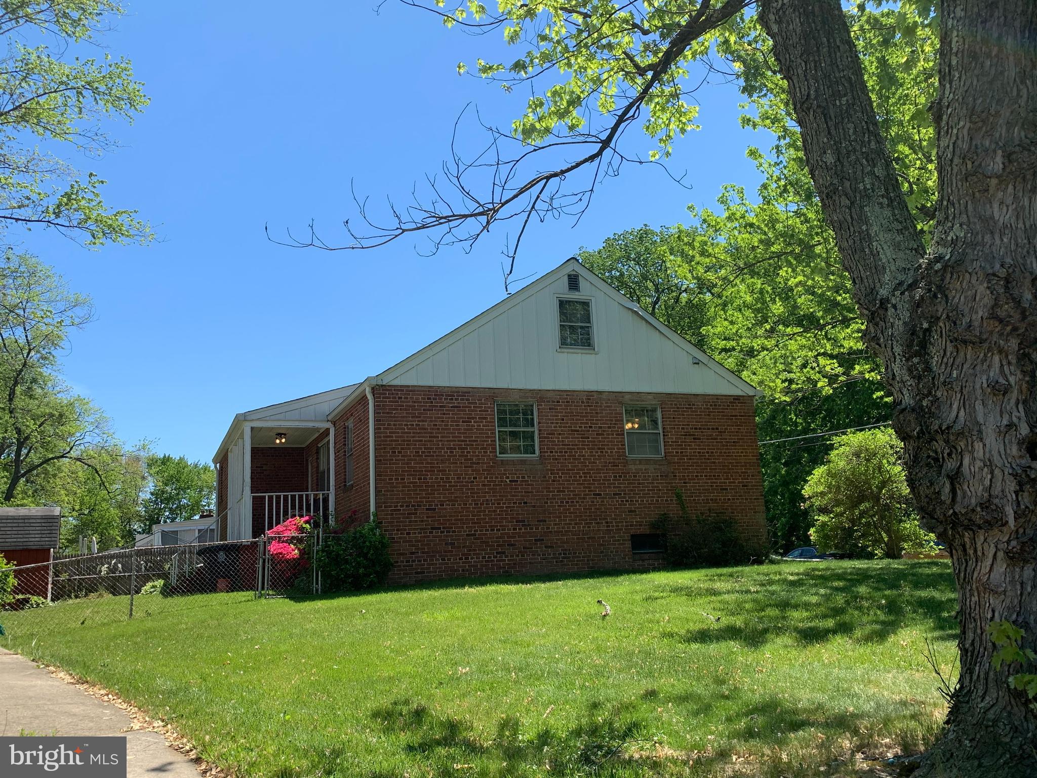 TEMPLE HILLS - Residential