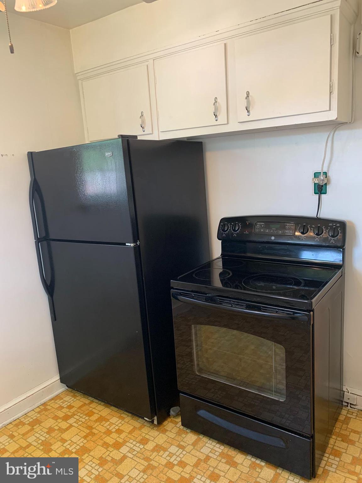 TEMPLE HILLS - Residential