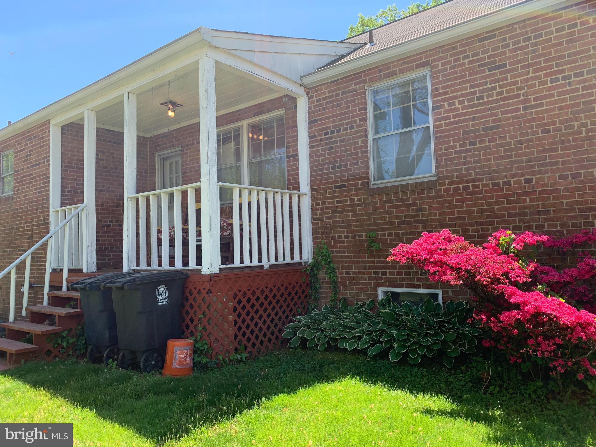 TEMPLE HILLS - Residential