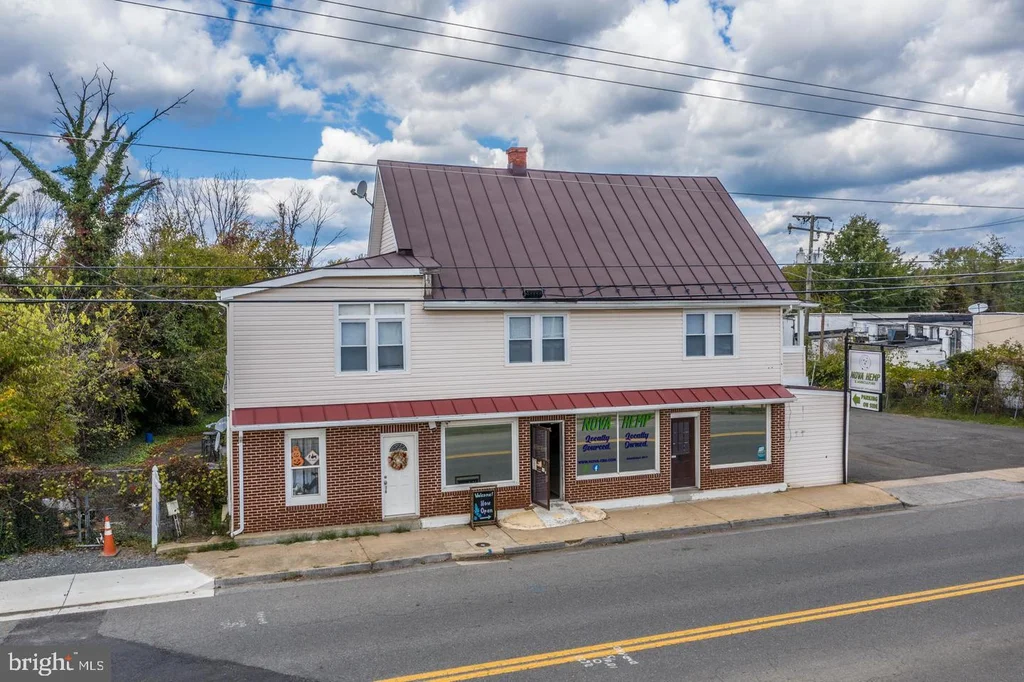 Address Not Available from Listing Broker, Marshall, VA 20115