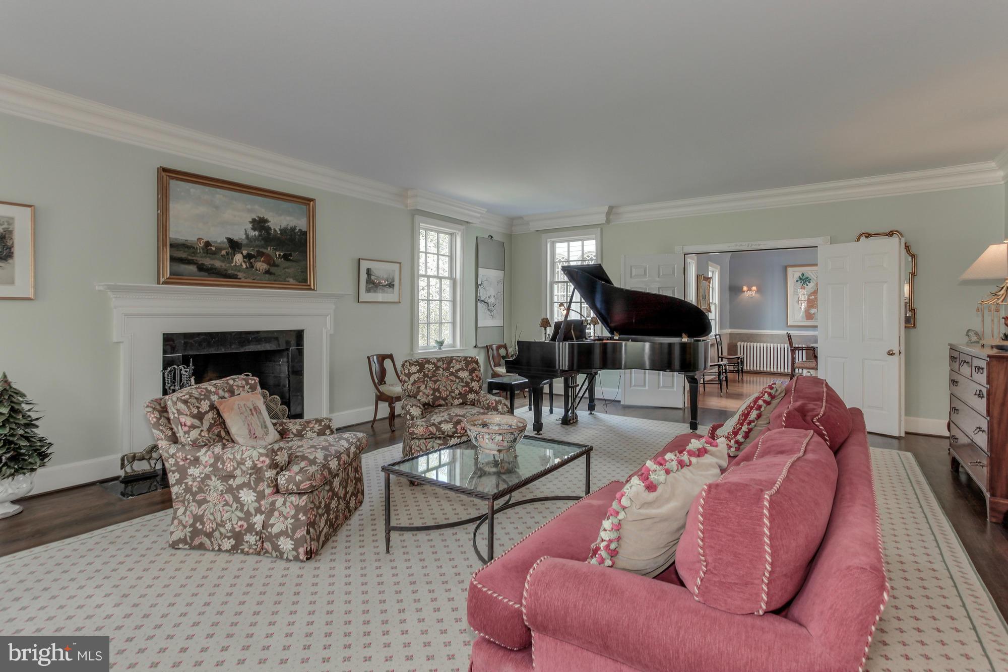 ARLINGWOOD - Residential