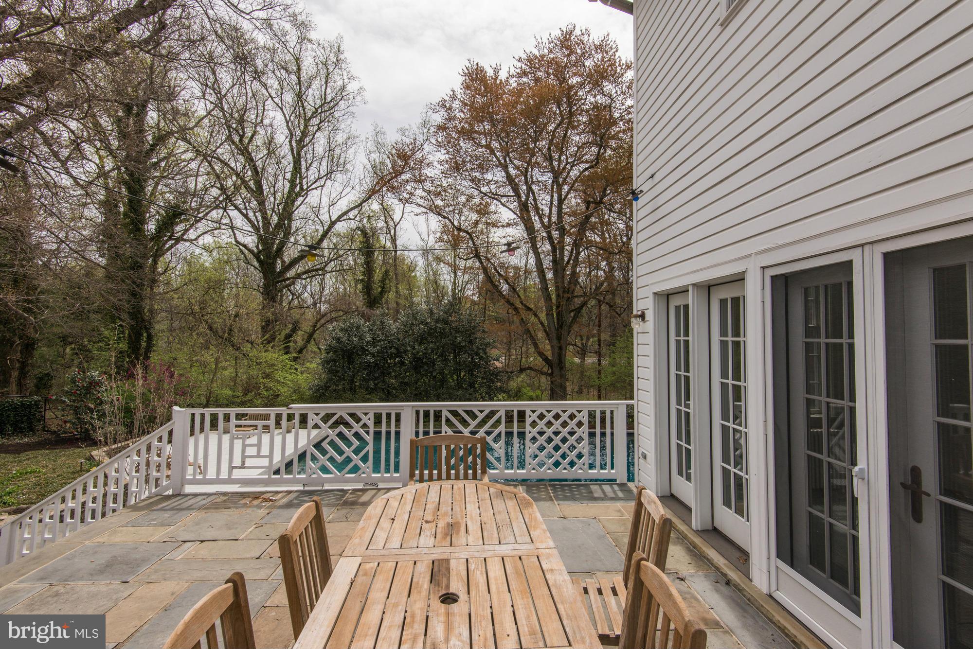 ARLINGWOOD - Residential