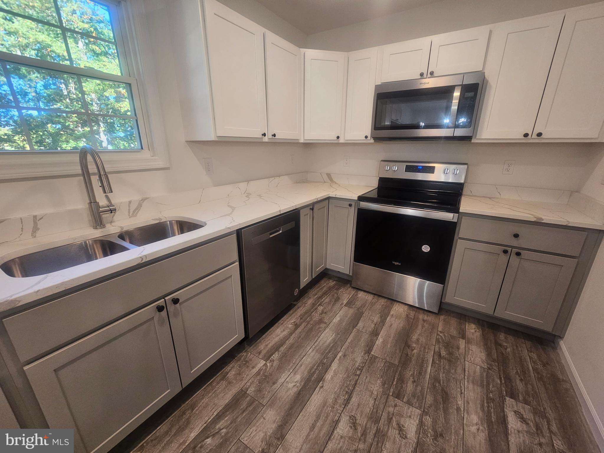 SHANNONDALE - Residential