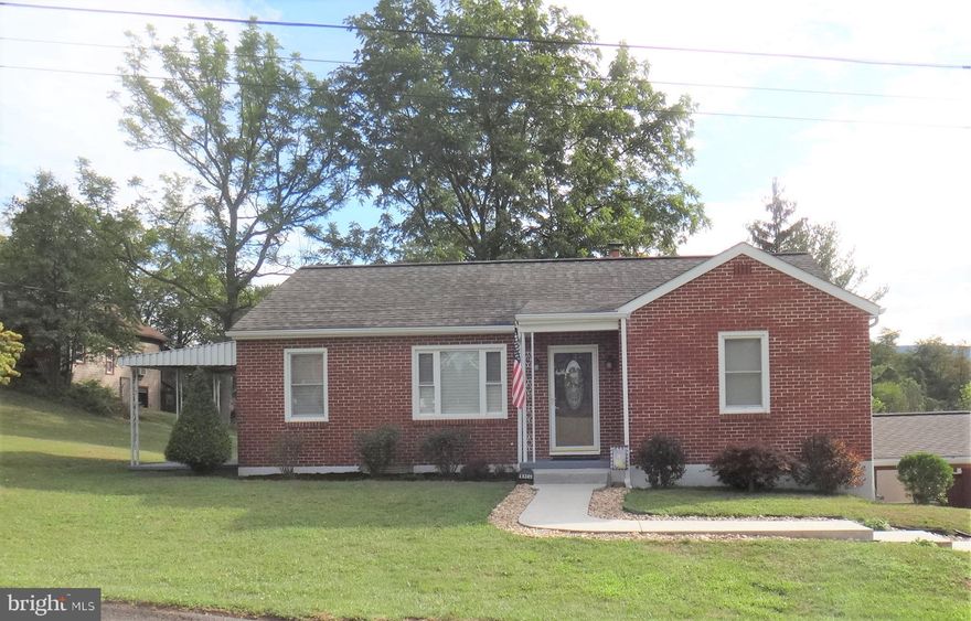 Very well maintained brick 3-bedroom Ranch home at the end of a quiet lane. Beautiful, serene mountain views, secluded, yet close to local amenities. Outside city limits! Many updates to interior! Schedule your showing soon!