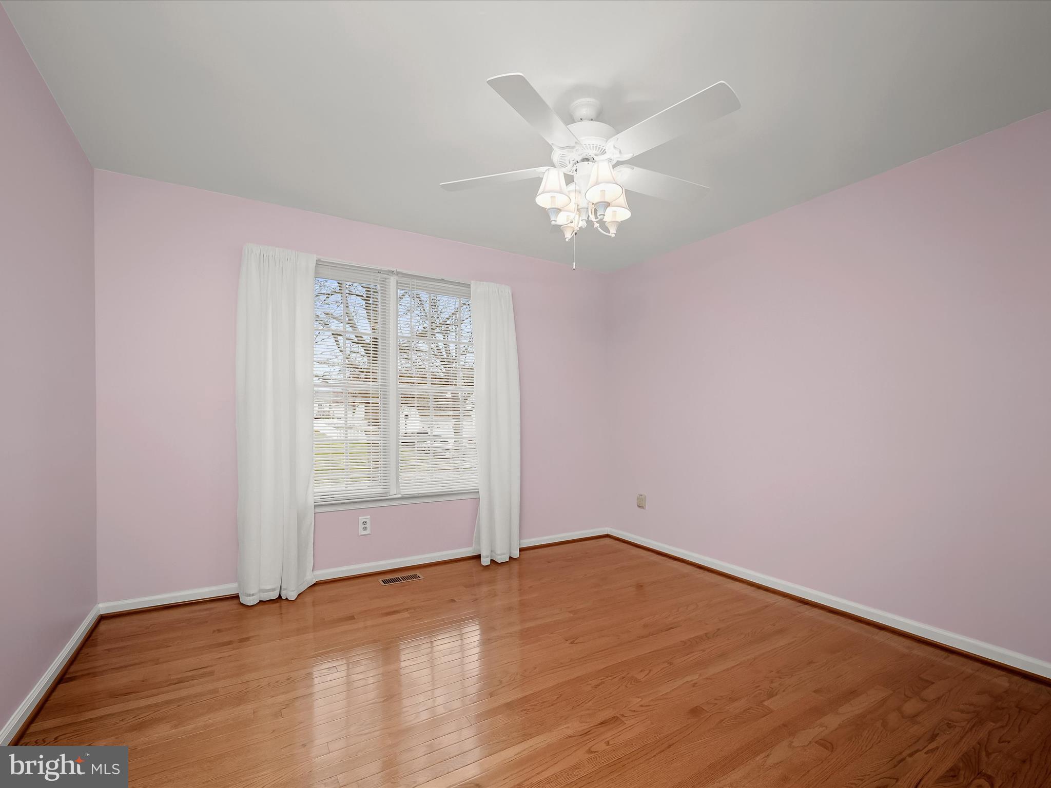 BRAMPTON HILLS - Residential