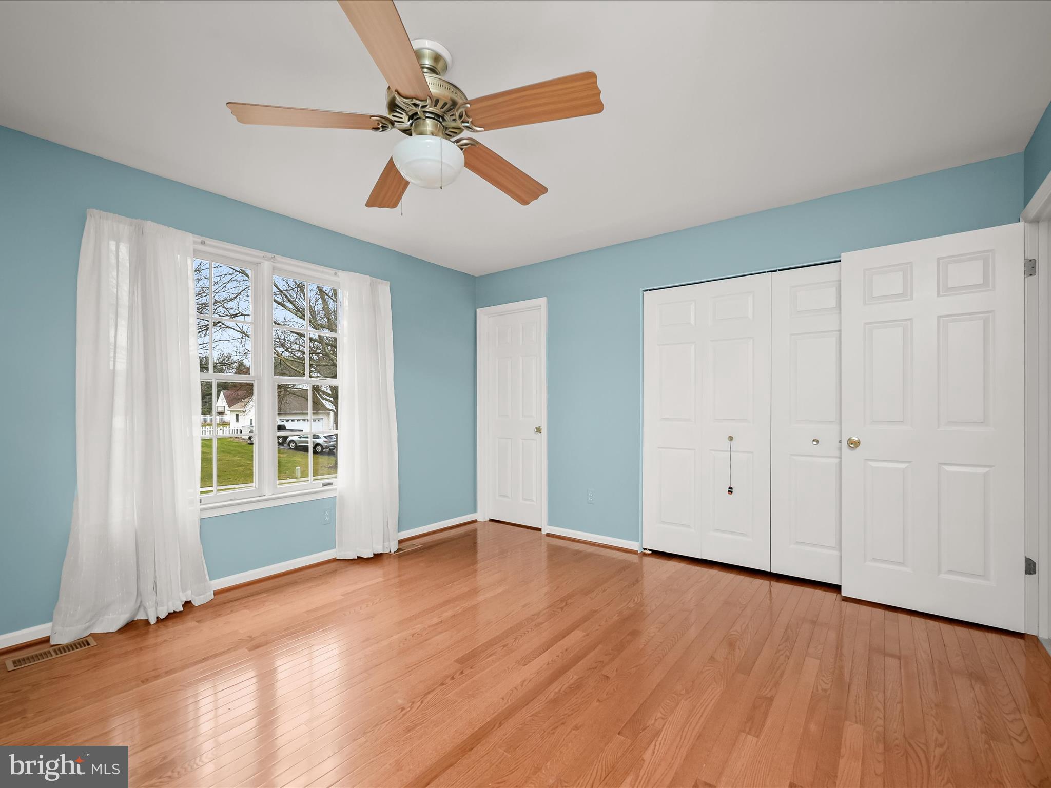 BRAMPTON HILLS - Residential