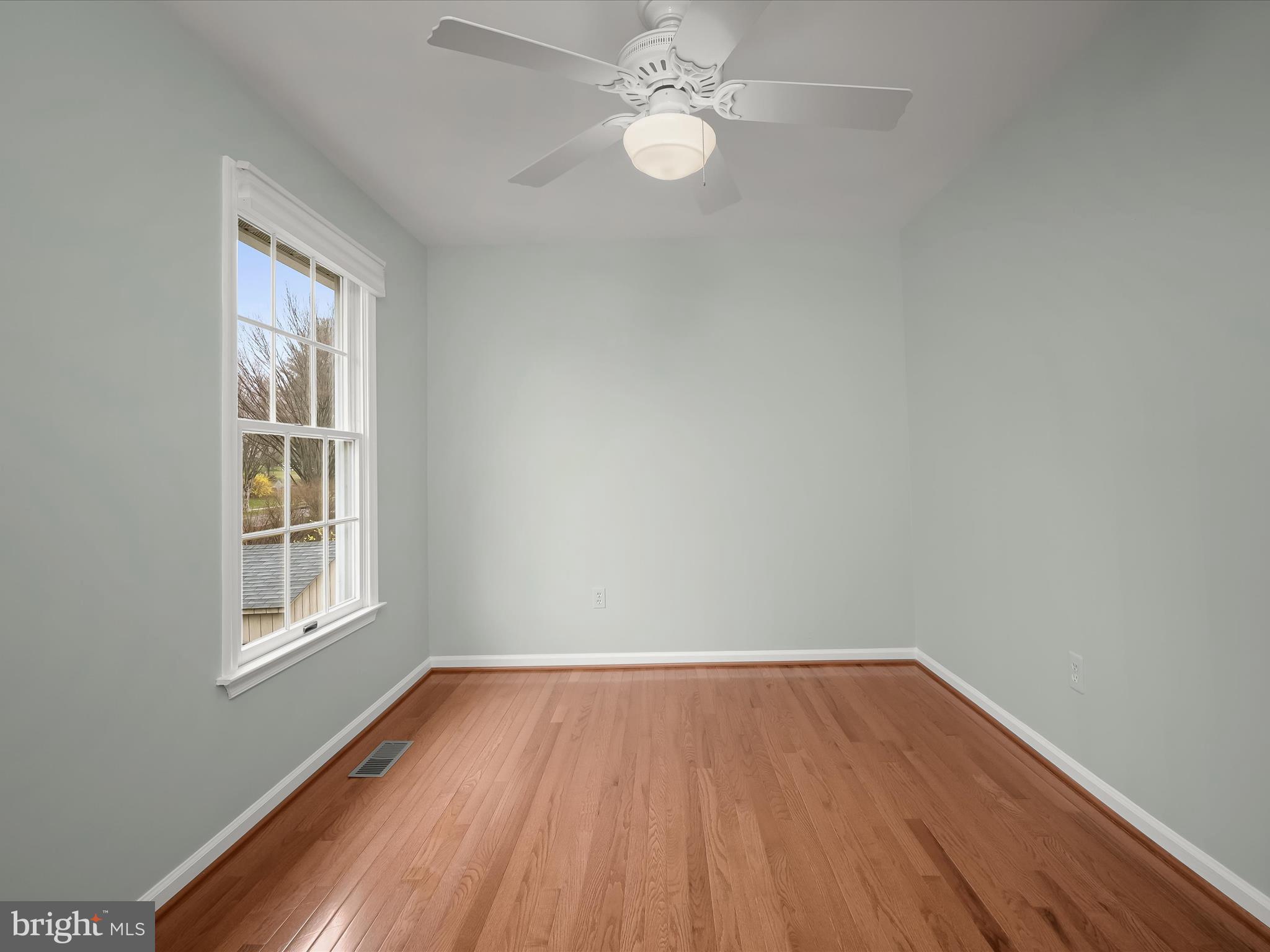 BRAMPTON HILLS - Residential